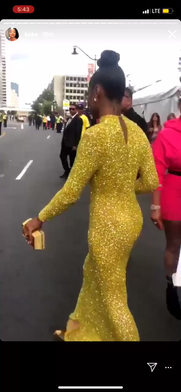 Keke Palmer in these streets giving body on her 26th birthday!! Happy birthday     