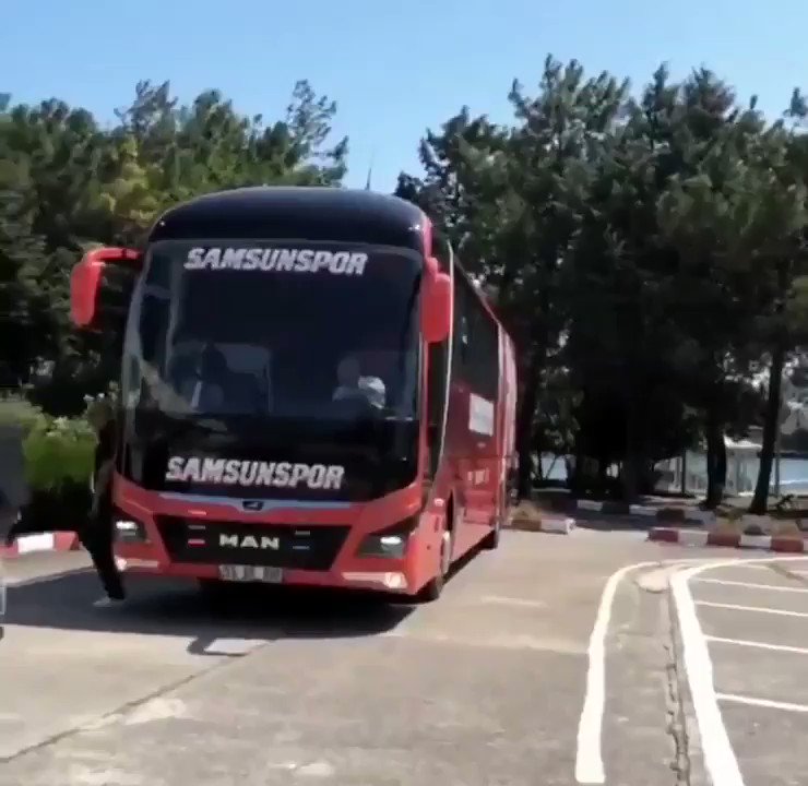 Uzivatel Spor Toto 1 Lig Na Twitteru Yilport Holding Samsunspor A Ozel Dizayn Edilmis 2019 Model Man Yeni Lions Coach Otobus Hediye Etti