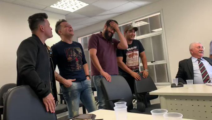Vídeo incorporado