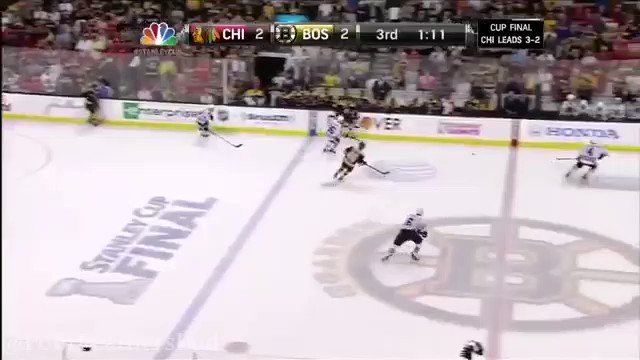 Happy 36th Birthday to LEGEND Dave Bolland  