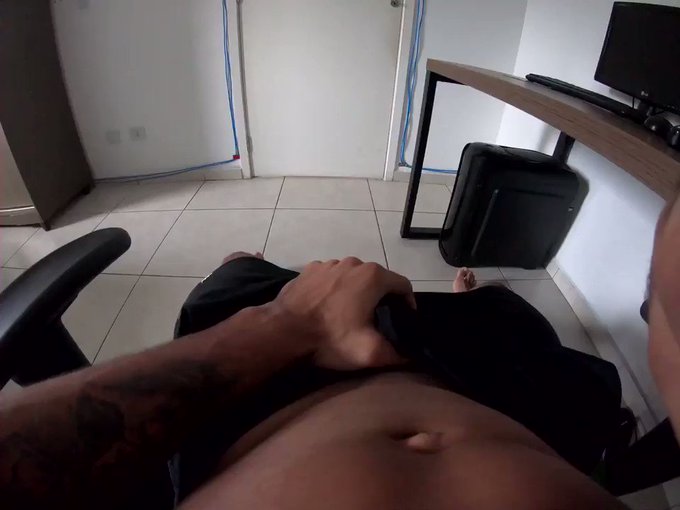 Curtem um POV? https://t.co/26hgwVj6rb