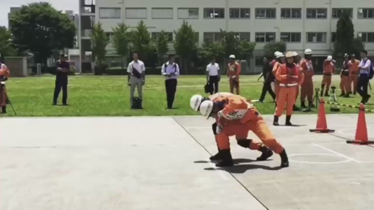 大阪の消防士の訓練がスゴすぎるwwwかっこよすぎるw