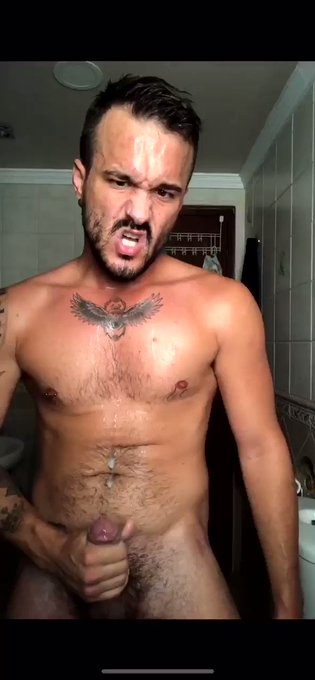 TE GUSTA LA LECHE EN LA BOCA?? ??? 

#Gay #gayporno #GayMalaga #Gaycum #gaybear 

? ?????????? https://t