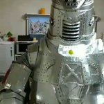 メカゴジラを段ボールで作った結果？クオリティーたけぇ!