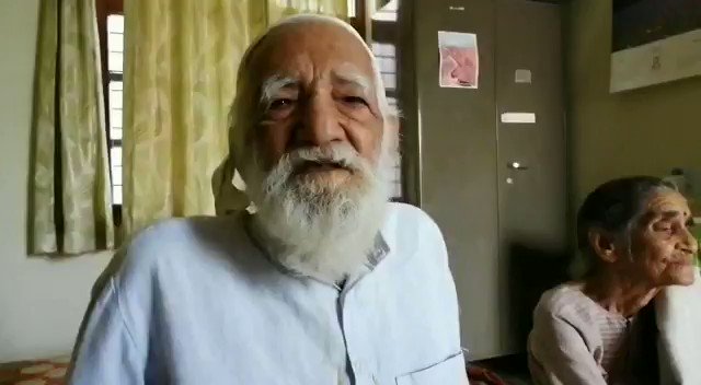 पद्मविभूषण, गढ़वाल उत्तराखंड के सबसे बड़े पर्यावरणविद और चिपको आंदोलन के अगुवा रहे श्री सुंदरलाल बहुगुणा जी से ये वीडियो संदेश प्राप्त हुआ। हमारे घरों में हमेशा इनकी बातें और क़िस्से एक हीरो की तरह हमे सुनाए गए हैं। (1/3)....