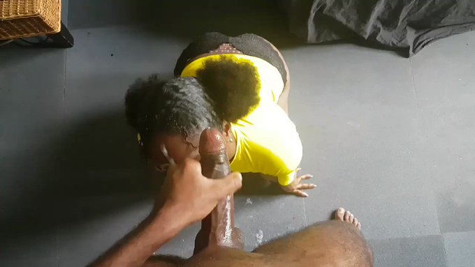 Lips_on_hips’s pics and videos