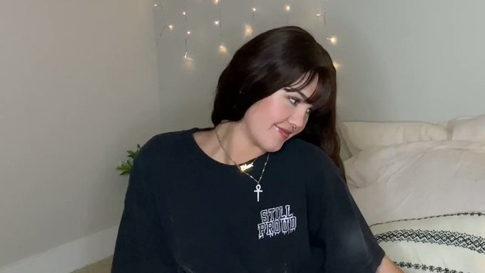 hi all.  i have a new lingerie haul up on my @OnlyFans  give a watch, at least i think i&rsquo;m funny🤷🏻&zwj;♀️  https://t<a class="tags" href="/tag/onlyfans">@onlyfans</a>