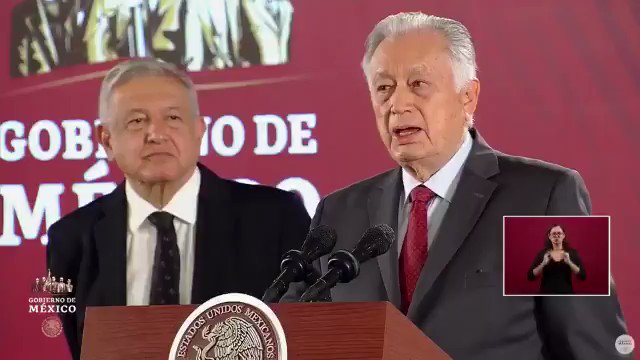 Escuchen lo que dijo esta mañana @ManuelBartlett #BartlettBienesRaíces ( aquí pruebas que dice no existen https://www.carlosloret.com/2019/08/bartlett-bienes-raices/ … )