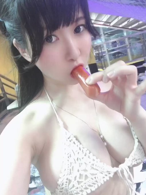 グラビアアイドル雨宮留菜のTwitterエロ動画15
