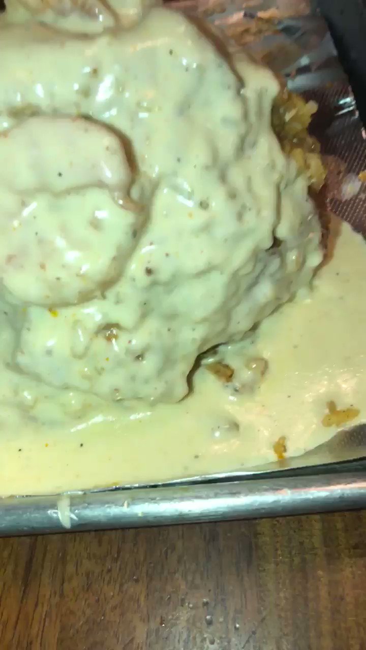 The Turkey Leg Hut / Twitter