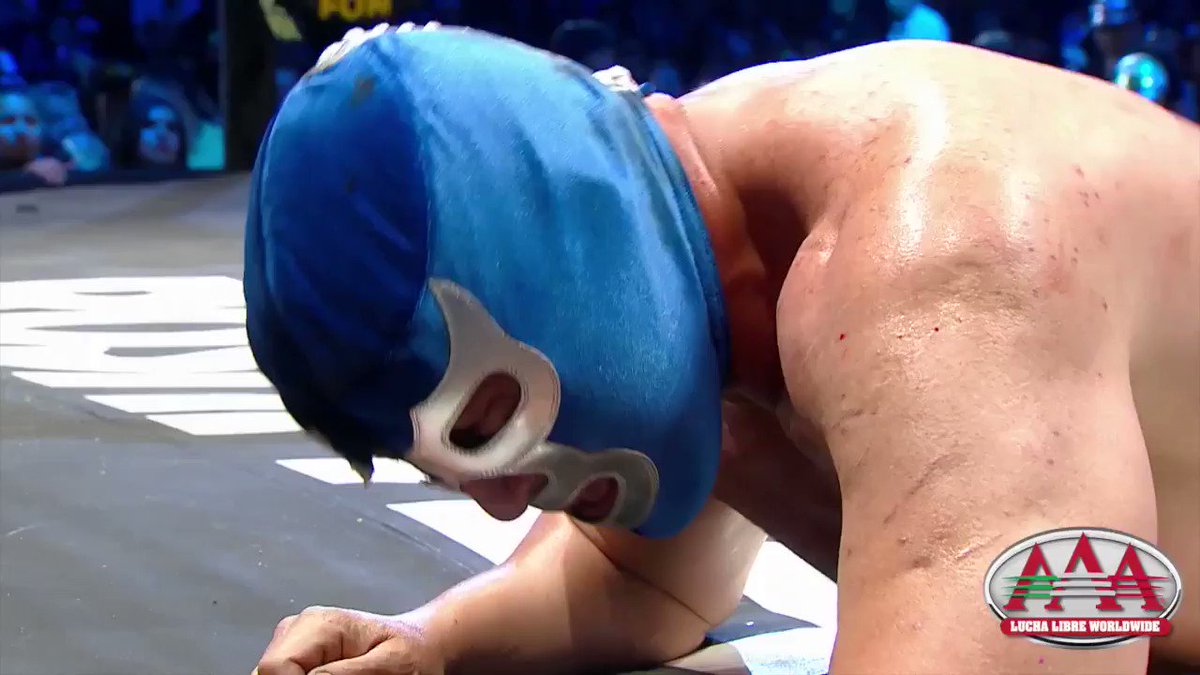 Esta lucha no se terminó ahí y continúa en #InvadingNY 😱
Los esperamos el próximo Viernes con más de Lucha Libre AAA 🔥 #TriplemaníaXXVII por @canalspace 😎