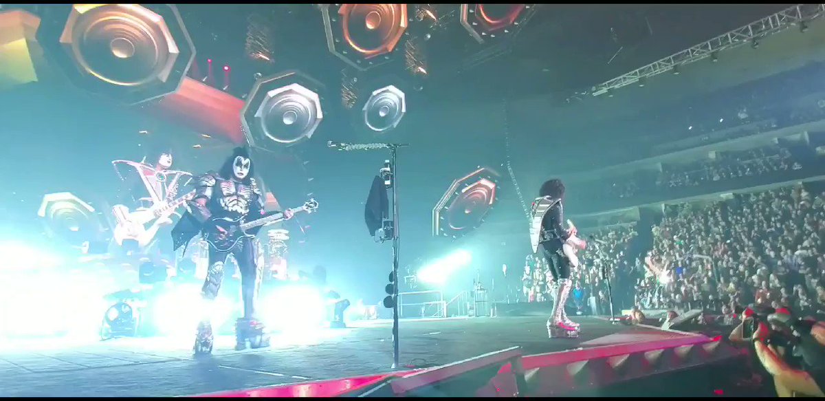 I Love It Loud! @pepsicenter #Denver @genesimmons #EndOfTheRoad World Tour