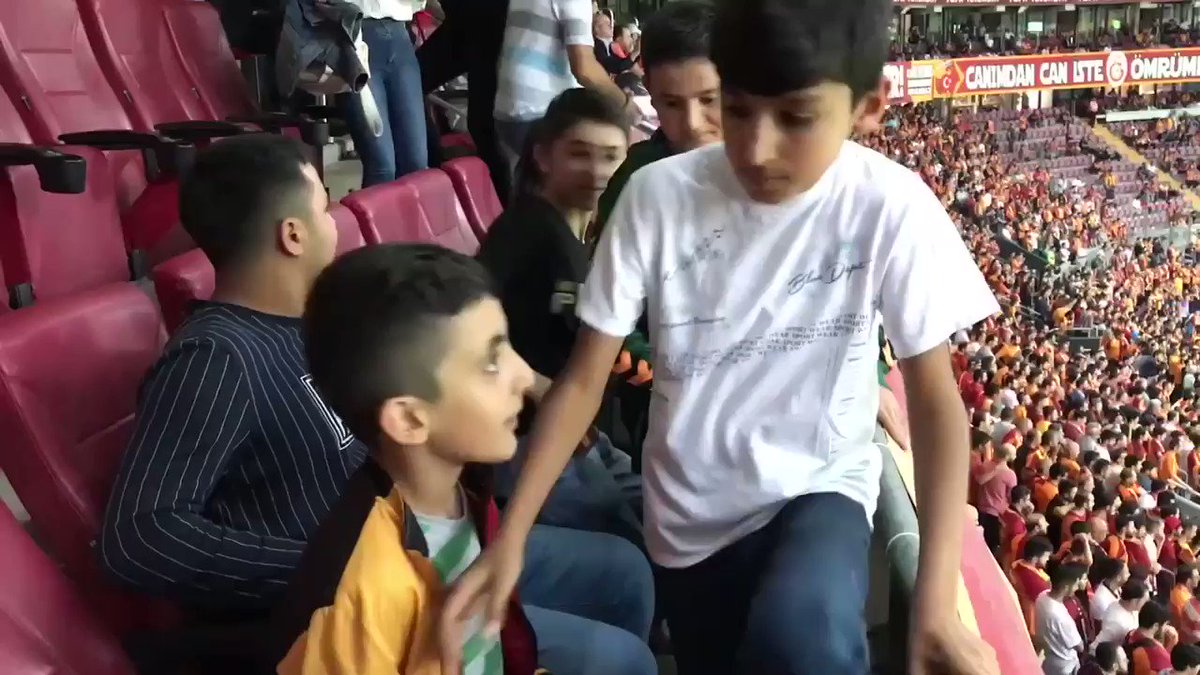 Bu loca artık onların...İstanbul'un farklı ilçelerinden çocuklarımızı ve gençlerimizi misafir ediyoruz. Şehrimizin güzide kulüpleriyle bu tarz işbirlikleri kurmaya devam edeceğiz.