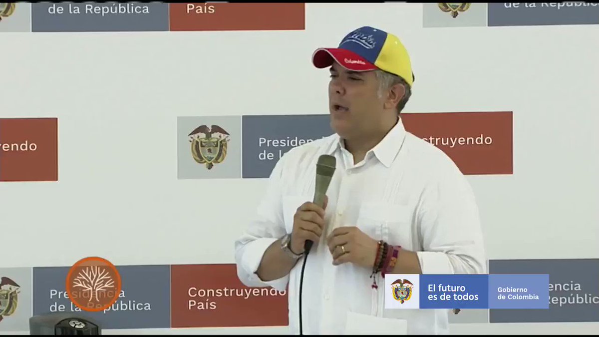 Este Gobierno tiene claro que quienes escojan el camino de la legalidad serán apoyados, pero seremos implacables con quienes quieran reincidir y amenazar al pueblo colombiano. Nosotros tenemos claro que no hacemos política con la paz. #BarranquillaConstruye