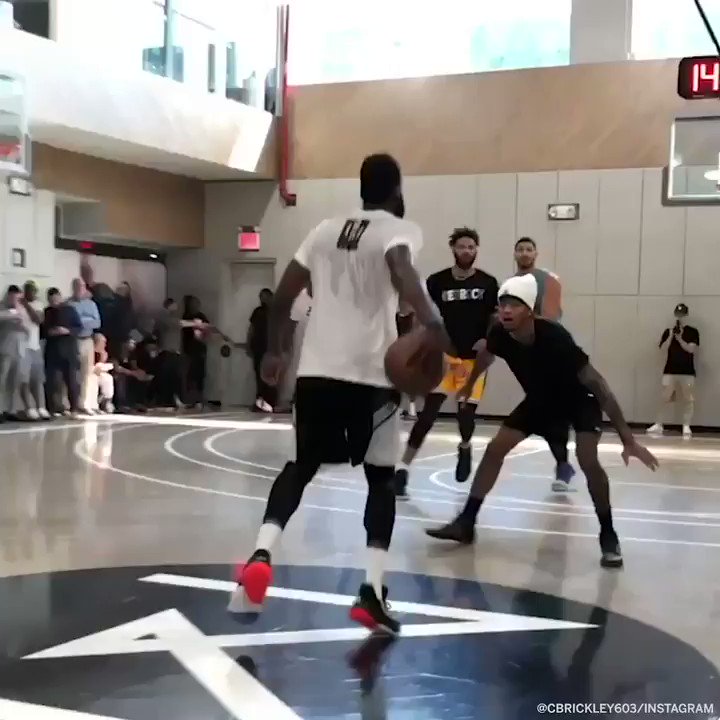 SportsCenter (@SportsCenter) on Twitter photo 14/09/2019 23:33:44 Melo, Harden, Danny Green, Kelly Oubre and more went at it 🍿 (via @Cbrickley603) Melo, Harden, Danny Green, Kelly Oubre and more went at it 🍿 (via @Cbrickley603)