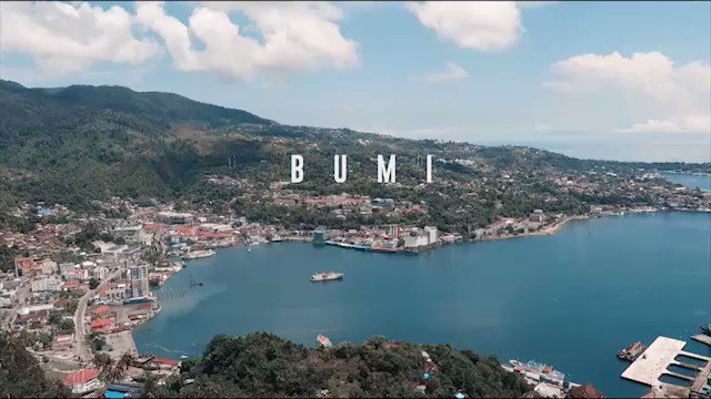 Bumi Papua yang memberikan energi kepada saudara-saudaranya di seluruh Tanah Air. Kita semua saudara sebangsa. Tugas kita menjaga kebhinekaan. Papua adalah Indonesia.#damaipapua #papuadamai #papua #papuabarat #suryapaloh #metrotv