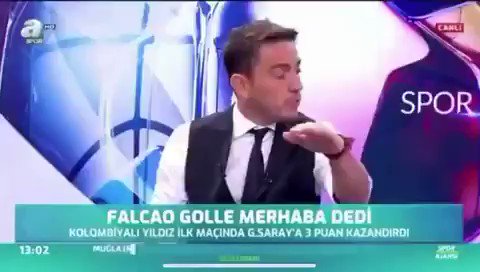 Bu beyinsize programdan önce ne veriyorlarsa bende istiyorum 😂