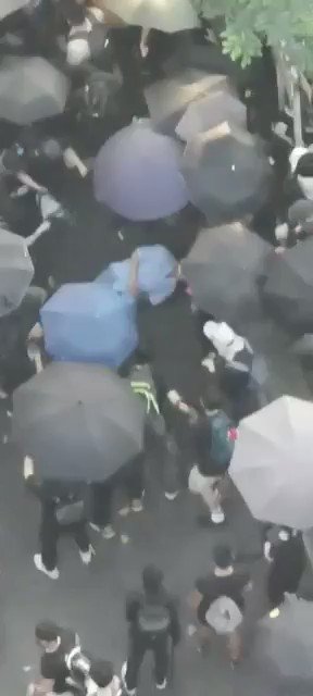 Pro-democracy protester mob ie #HKrioters bash a victim because he disagreed w/ them, until he falls unconscious. The victim is in hospital in CRITICAL condition. If he dies the pro democracy protesters would hv graduated to murdering victims. #ShameOnYou #ProtesterBrutality