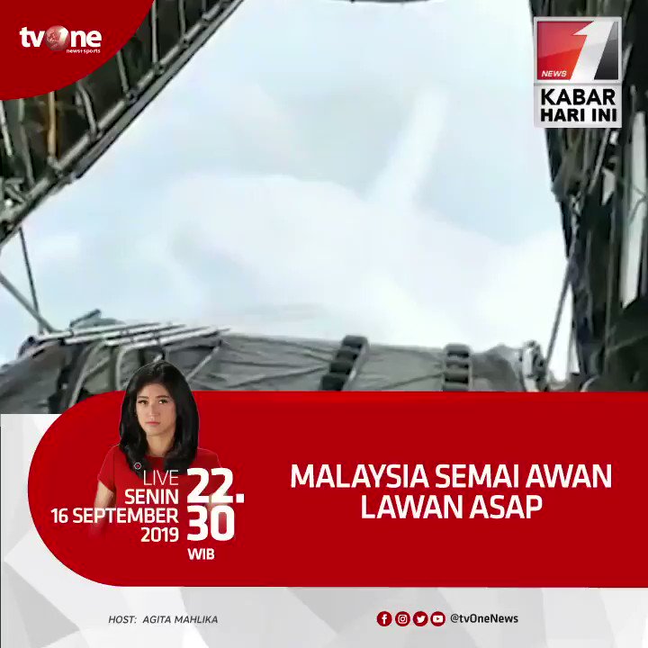 Malaysia semai awan lawan asap.Saksikan Kabar Hari Ini bersama Agita jam 22.30 WIB di tvOne & di tvOne Connect, android http://bit.ly/2CMmL5z & ios http://apple.co/2Q00Mfc .#KabarHariInitvOne