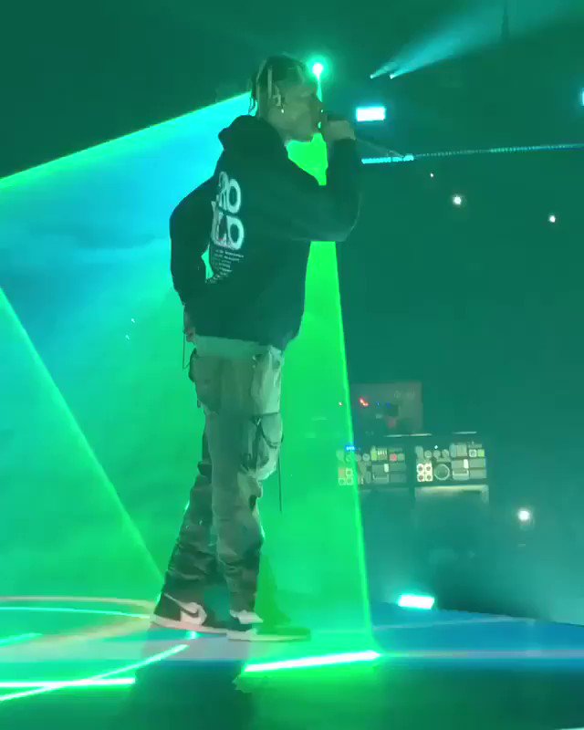 TRAVIS SCOTT DAILY (@dailyfIame) on Twitter photo 2019-09-16 18:35:40 I miss the Astroworld tour so muchπ I miss the Astroworld tour so muchπ
