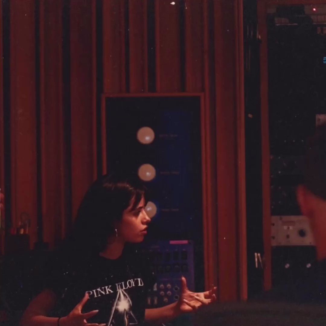 camila (@Camila_Cabello) on Twitter photo 17/09/2019 13:13:18 behind the scenes of shameless !!!!!!!!!! Making of the song 🤓🤓🤓🤓 behind the scenes of shameless !!!!!!!!!! Making of the song 🤓🤓🤓🤓