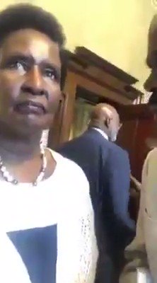 The way minister of trade dodged the question. 😂😂😂🤣