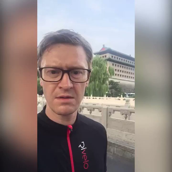 Cycling 70km, our Minister Counsellor David McFarlane @DAMcF took his 'green action' to attend the UK National Day at #BeijingExpo ! Go green🌲, Go cycling🚴♂️! #GreenisGREAT 英国驻华公使衔参赞麦大伟骑行70多公里参加北京世园会英国国家日,一起加入他选择绿色出行吧!