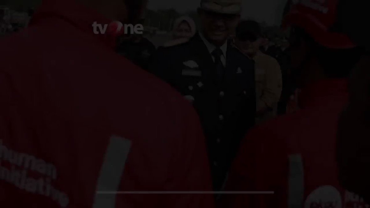 ANIES KIRIM 65 SATGAS BANTU PADAMKAN KARHUTLA DI RIAUGubernur DKI Jakarta Anies Baswedan melepas 65 petugas gabungan menjadi satgas penanganan kebakaran hutan dan lahan (karhutla) ke Riau.#NewsOne #ViralNews