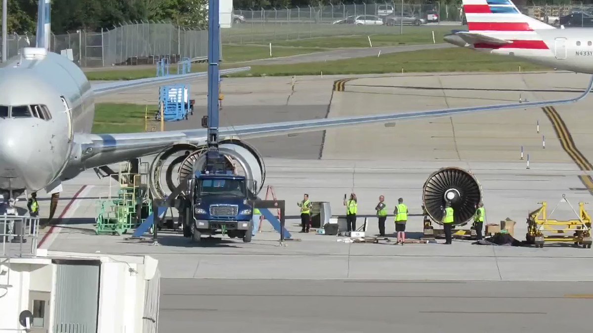 How do you do an engine swap on a broken Boeing 767 that’s at an airport where you don’t have any maintenance facilities? You bring in an army of mechanics and a mobile crane! #avgeek #airportlife #engineswap