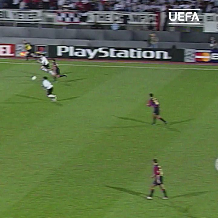 πΉπ· Ahmet Dursun scored twice as @BesiktasEnglish put 3 past Barcelona 19 years ago today! β°βͺ#UCL