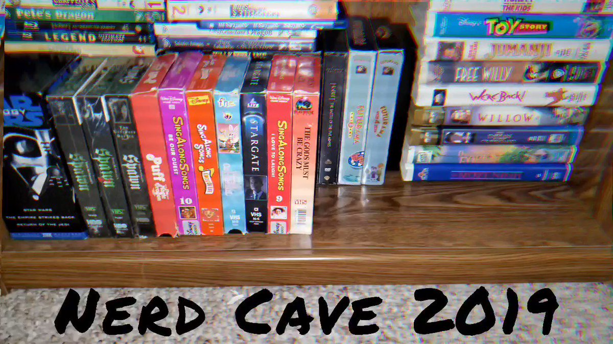 Been a while since I have made a video or shown my collection/nerd cave so here ya go.
#dougstoyz #nostalgia
#marvel #pogs #vhs
#1990s #mightymax
#xmen #wolverine
#chrisclaremont