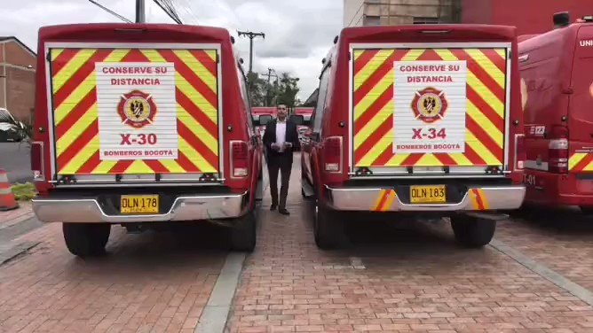 🚒 Vuelven nuestros #BomberosEnAcción, esta semana demostrando que para nuestra institución todos los seres vivos son importantes🐶🚨