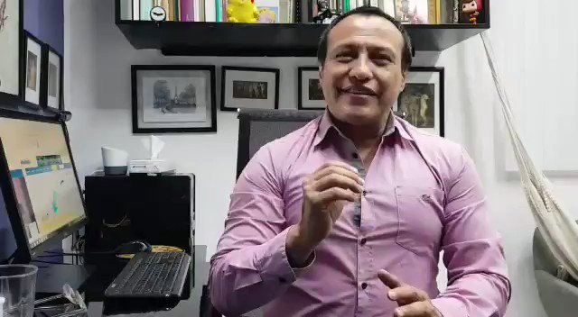 Sigue la ofensiva de @lopezobrador_ contra organismos autónomos. Ahora es contra la @CNDH y el @INEMexico. Con el pretexto de la austeridad, el gobierno quiere acabar con las instituciones democráticas. Debemos impedirlo.