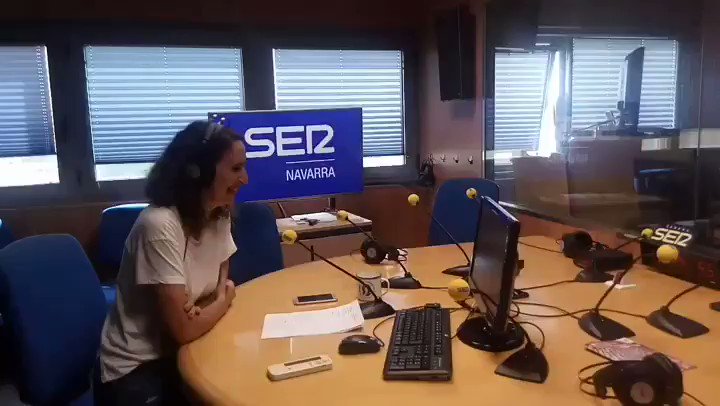 Esta temporada... ‼Los #JUEVES tenemos una cita en #HoyPorHoyNavarra, @SERnavarra‼🔊No te pierdas el nuevo espacio 'Los Guzmi-Zascas': actualidad desde un punto de vista divertido. 📹Esto es solo un adelanto. Programa completo en la web https://play.cadenaser.com/audio/061RD010000000091237/?ssm=tw … vía @La_SER