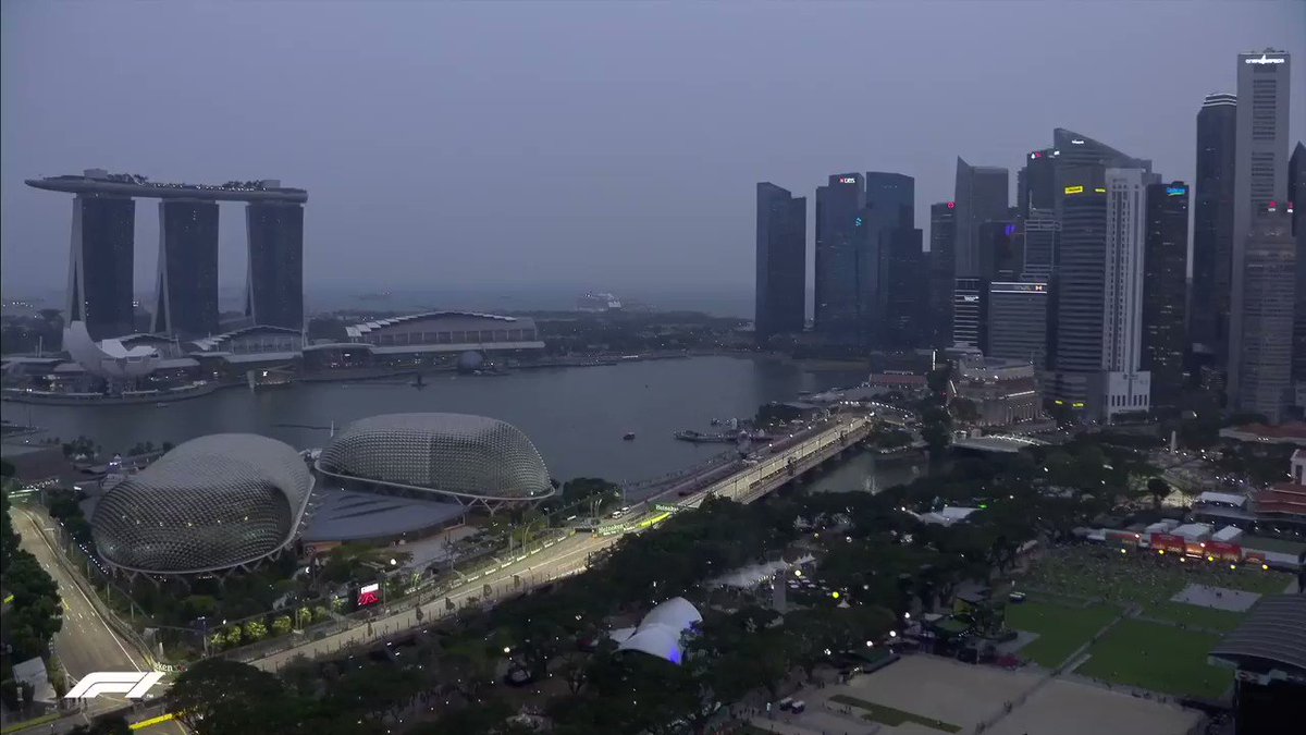 Singapore showing why it's the perfect host city for our continued pursuit of beautiful.
#ThePursuitOfBeautiful #SingaporeGP