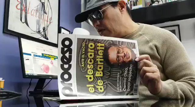 Más allá del ridículo que hace en sus viajes por el mundo, @EPN es un irresponsable: no está en México para defender al menos las reformas que promovió y dar la cara como responsable de la estela de corrupción. El pacto de impunidad con @lopezobrador_ lo protege.