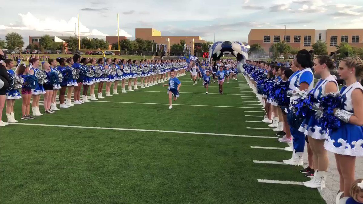 It's Elementary Night at the Bears' football game! #thetraditioncontinues #futurebears #webleedblue #GRIT #gobears