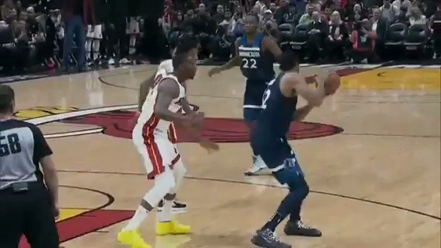 This... This is what separates Bam Adebayo from the other Centers in this league. Stop playing with this man. https://t.co/8WDkeYF9XD