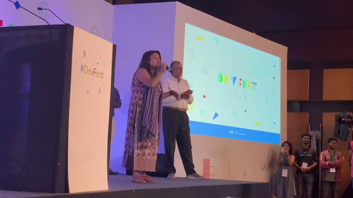 .@GDGChennai and @wtmchennai had an impromptu surprise for the community 🎙🎶
#DevFest