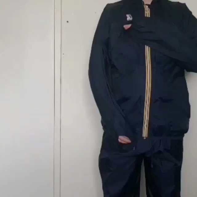 Won't to see more like this?
Then you need to go to https://t.co/Lcntxl5UDg

#kway #raingear #rainwear
