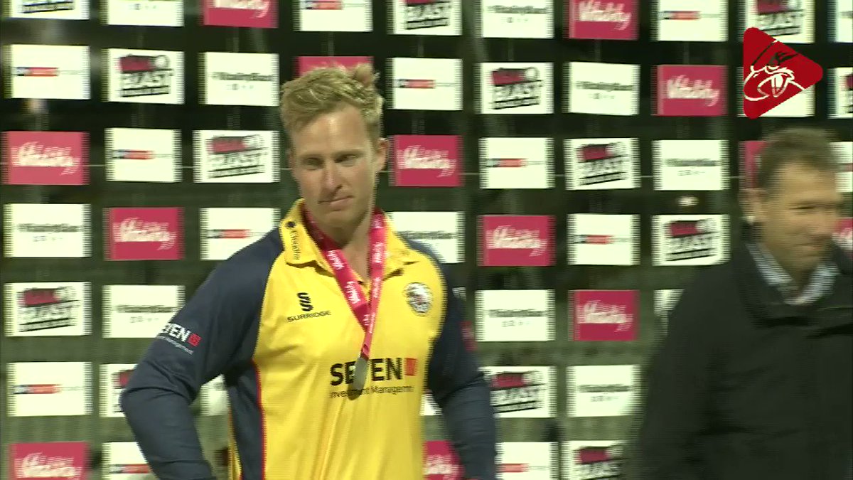 Essex Cricket (@EssexCricket) on Twitter photo 2019-09-22 03:47:40 Lets watch this one more time... 🏆😍 #FinalsDay #SoarWithUs #Champions Lets watch this one more time... 🏆😍 #FinalsDay #SoarWithUs #Champions