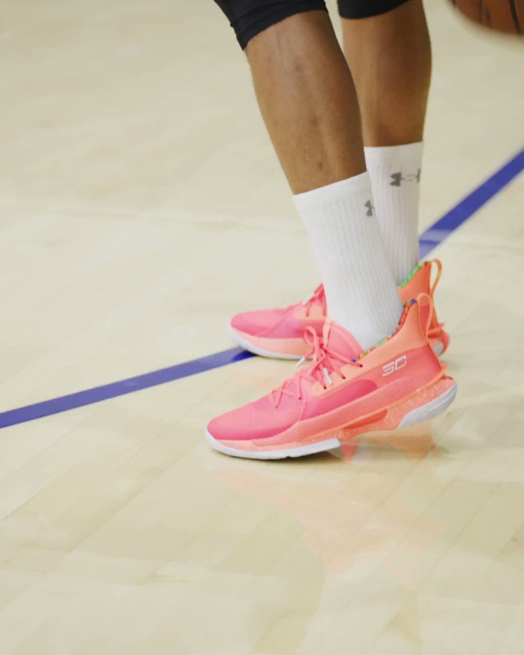 Curry 2025 7 pink