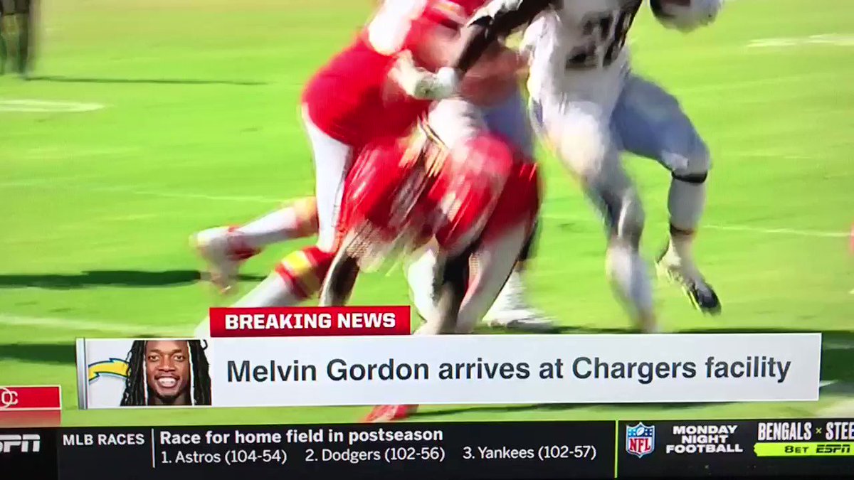 RT @barstoolsports: Excuse us, what is Von Miller going to be doing?
https://t.co/LvtrIc0H89