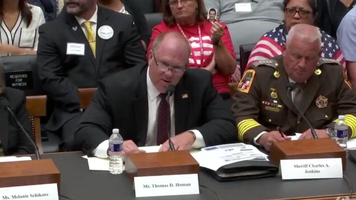 Former @ICEgov Dir. Tom Homan shows no respect to @RepJayapal during a House hearing today after going over his time, shouting out,
“I'm a taxpayer, you work for me!” https://t.co/kVK2VlWinG
