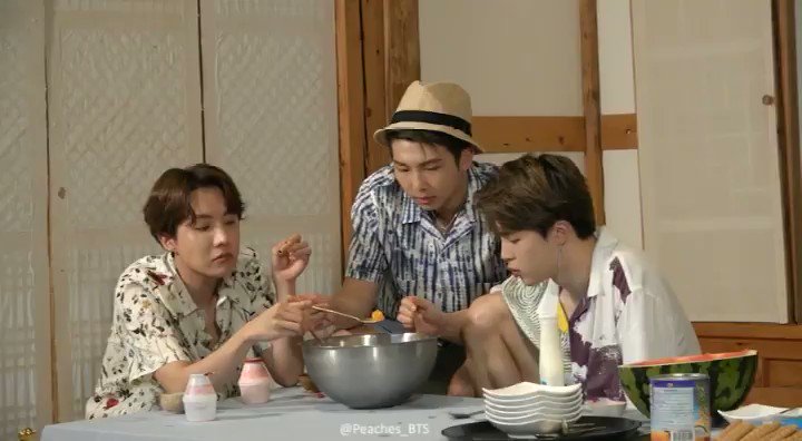 โู (@jikookarchive) on Twitter photo 2019-09-27 08:16:18 ๐ฅ๐ฐ: Literally seated far apart Also ๐ฐ๐ฅ: ๐ฃ ๐ฅ๐ฐ: Literally seated far apart Also ๐ฐ๐ฅ: ๐ฃ