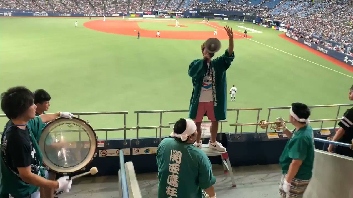 Green Press 六回の表 復刻応援歌始まる前に福田選手の電光石火ホームラン そして代打長谷川勇也選手の打席には 01年からホークスにやってきた ペドロ バルデス選手の応援歌をやりました ダイエーホークスに大エースと華のあるパワーバッターが揃っ Green Press 六回の表 復刻応援歌始まる前に福田選手の電光石火ホームラン そして代打長谷川勇也選手の打席には 01年からホークスにやってきた ペドロ バルデス選手の応援歌をやりました ダイエーホークスに大エースと華のあるパワーバッターが揃っ
