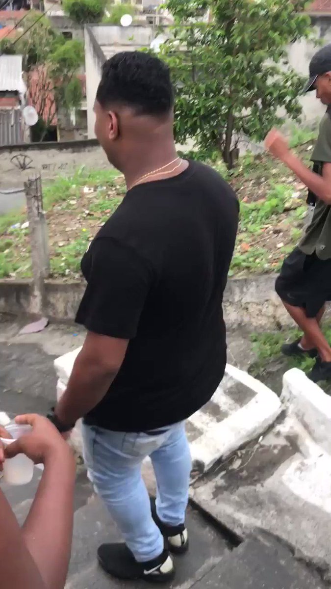 A volta do baile é o erro 🇨🇱 ! 😂😂😂😂😂😂😂😂😂😂😂😂😂😂