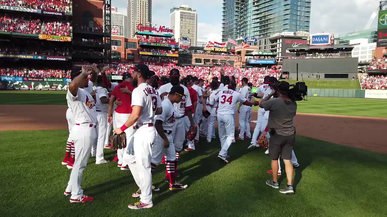 St. Louis Cardinals on X: Snow Day! ❄️⛄  / X