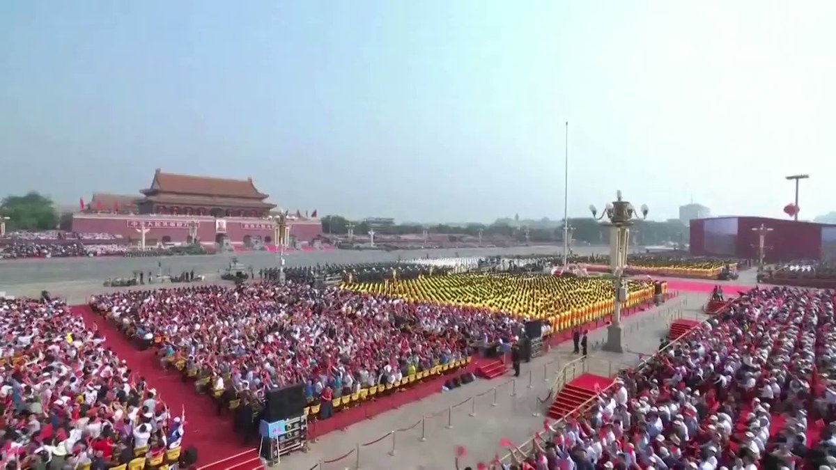 китай видео. китай ковид. шанхай дворец. пекин тяньаньмэнь флаг. школа боевых искусств в китае.