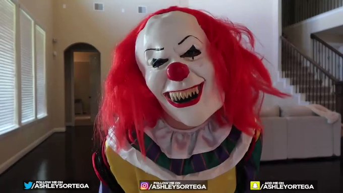 It’s officially SPOOKY SEASON! ?? https://t.co/abnQzShvRV
